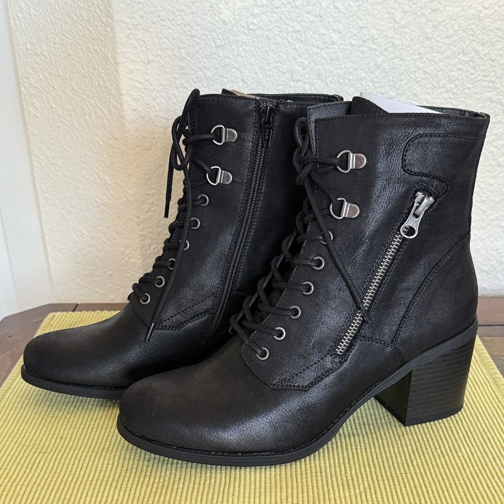 White Mountain Dorian Heeled Combat Ankle Lace-Up Booties with side zipper, 9.5
